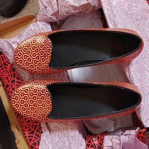 Strange Cvlt Shining Hexagon Flats